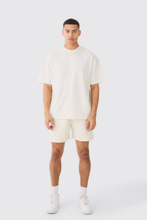 Oversize T-Shirt & Shorts