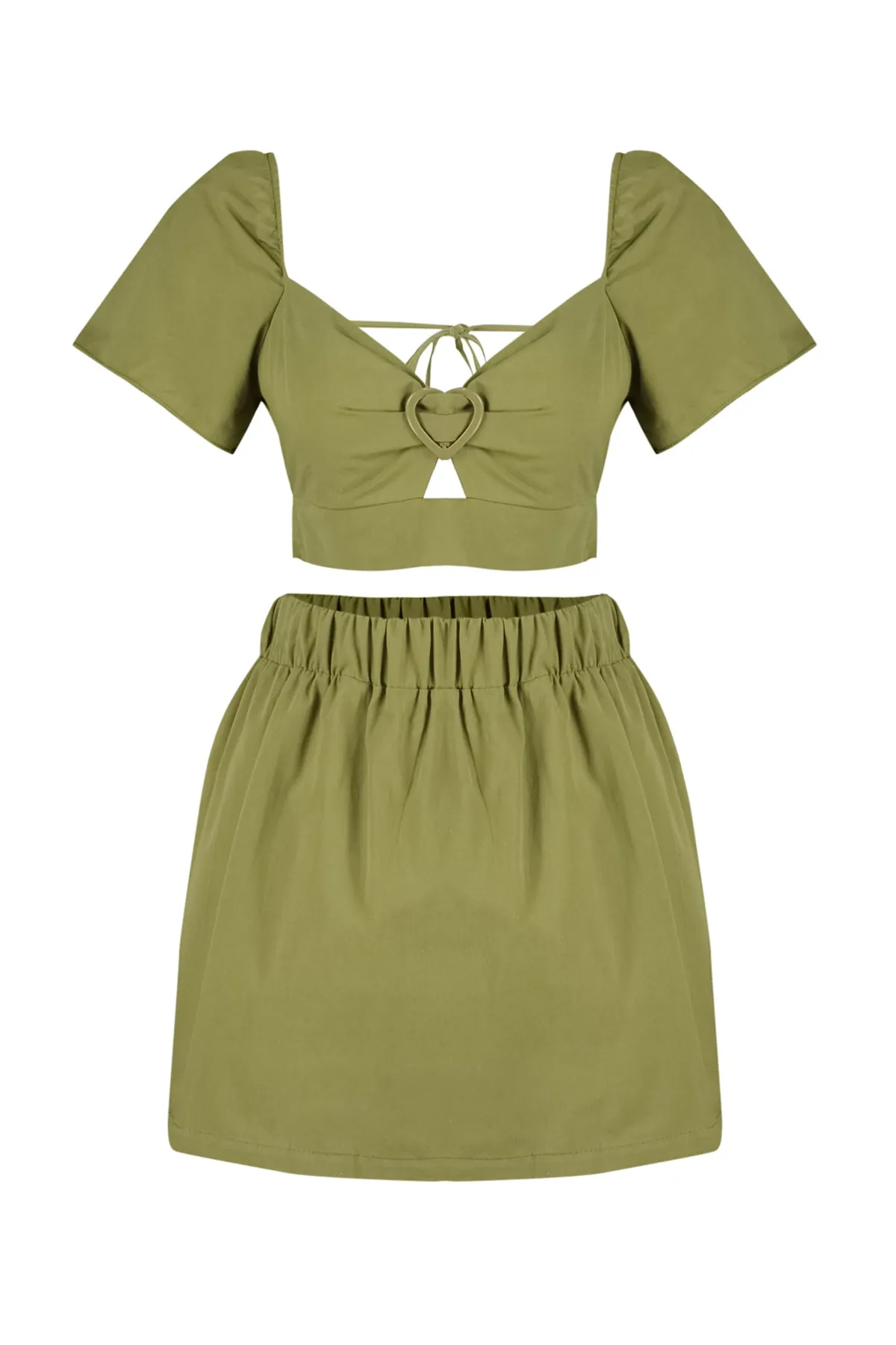 Trendyol Collection  Khakifarbenes Blusen-Shorts-Set aus 100 % Baumwolle mit gewebten Accessoires TBESS23AU00185