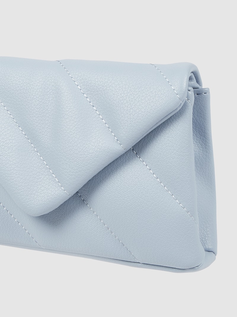 Gürteltasche in Leder-Optik in hellblau