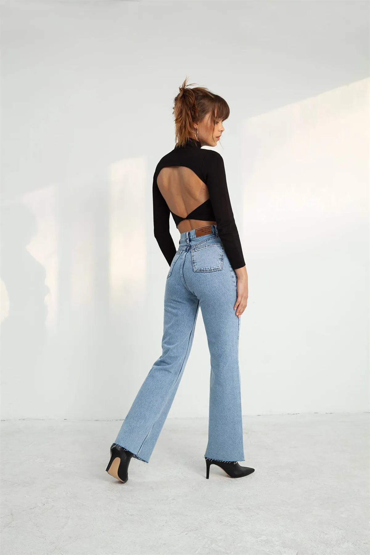 VATKALI  Ice Flared-Jeans mit weitem Bein