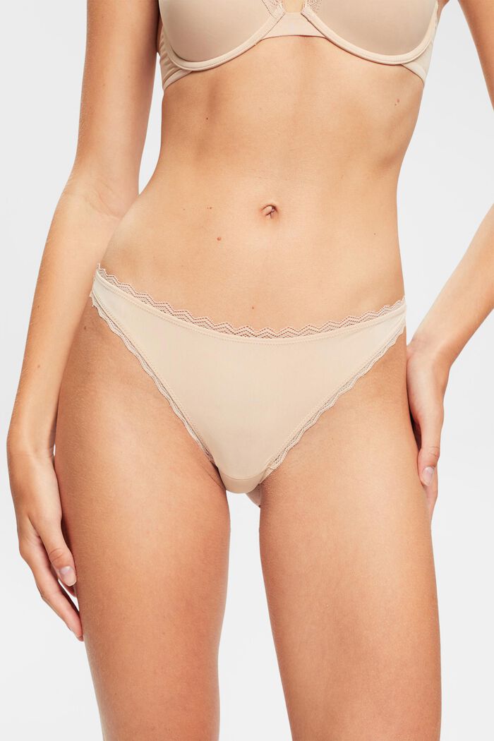 Hipster-String mit Spitzenbordüre