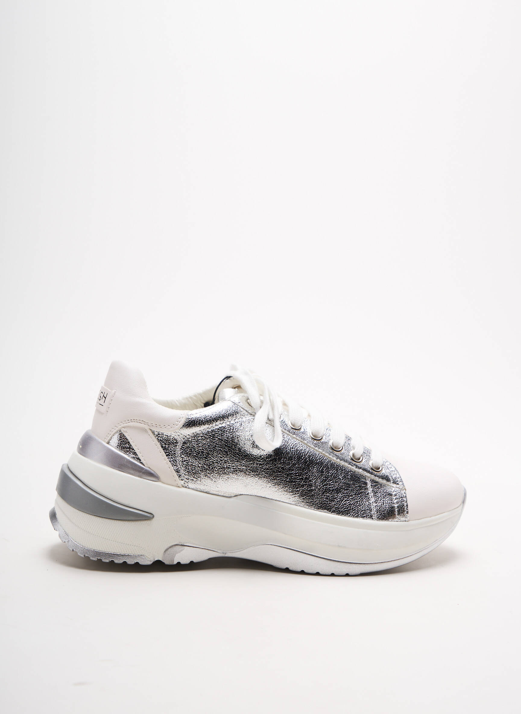 Nesh Baskets Femme couleur gris
