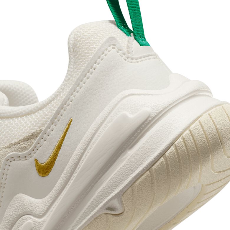 NIKE Wmns Tech Hera pale ivory/sail-white-coconut milk