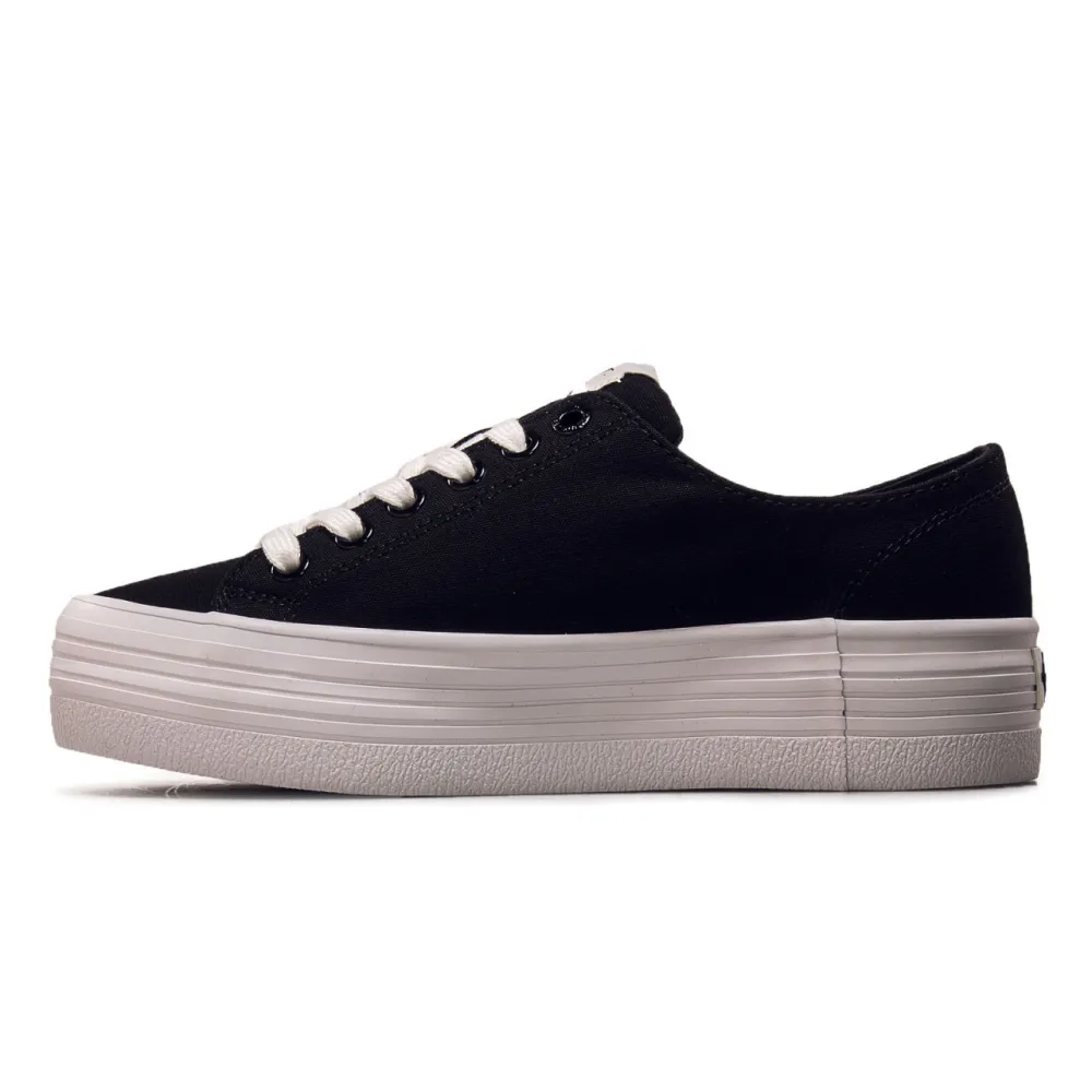 Calvin Klein Flatform YW0YW01030-BDS / schwarz