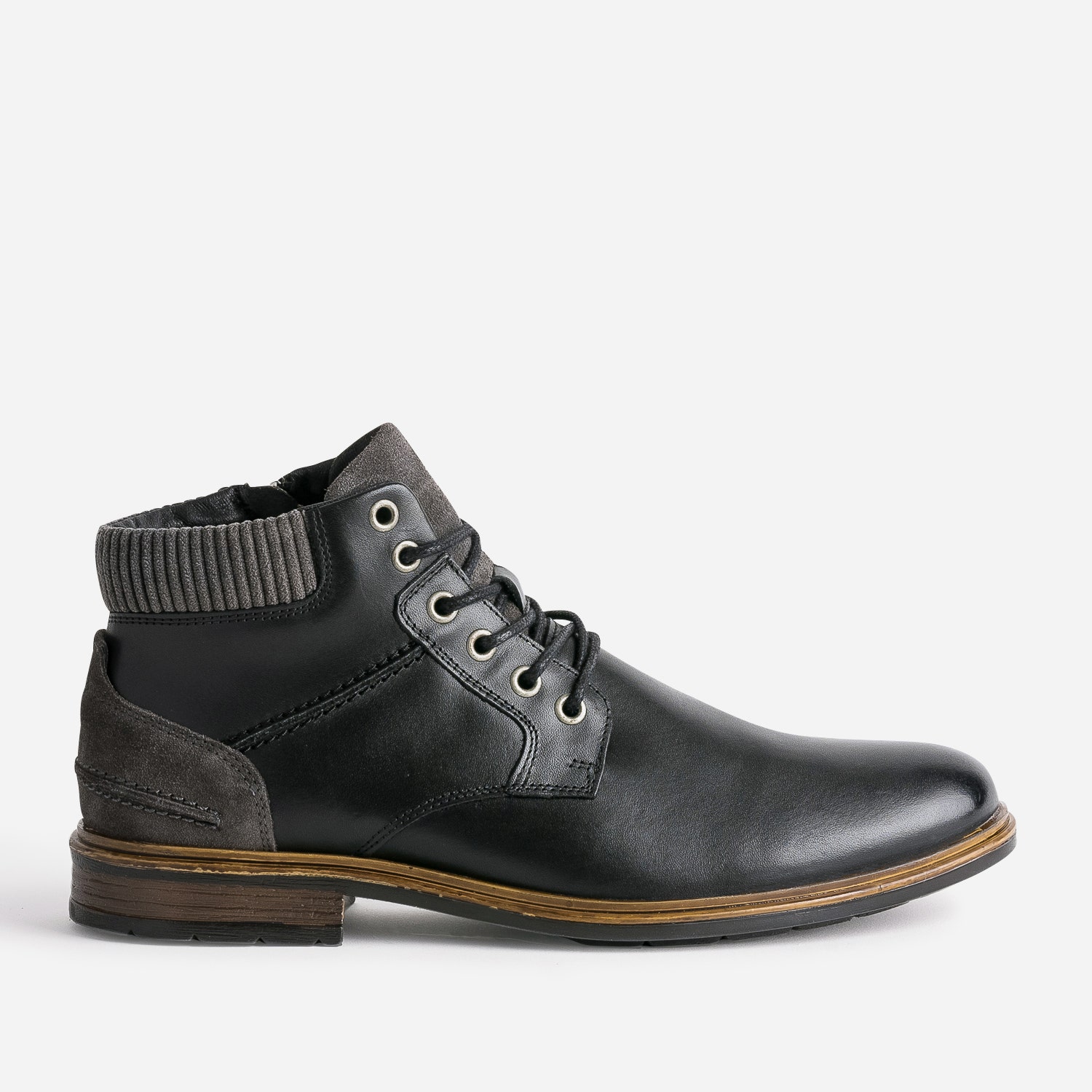 Bottine à lacet noire en cuir
