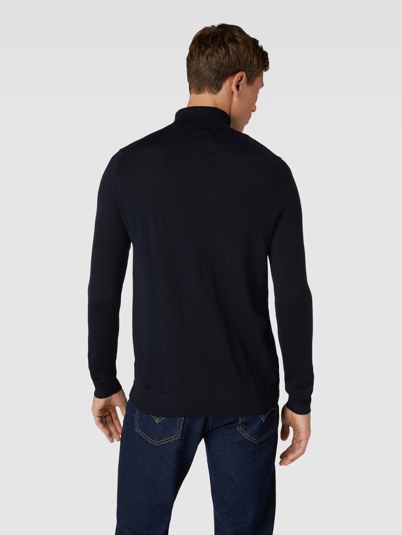 Pullover mit Stehkragen in marineblau