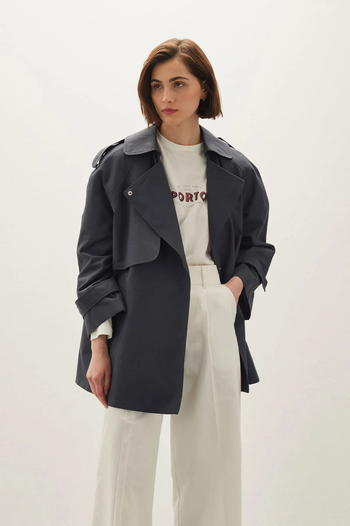 Manuka  OVERSIZE KURZER TRENCHCOAT MARINEBLAU