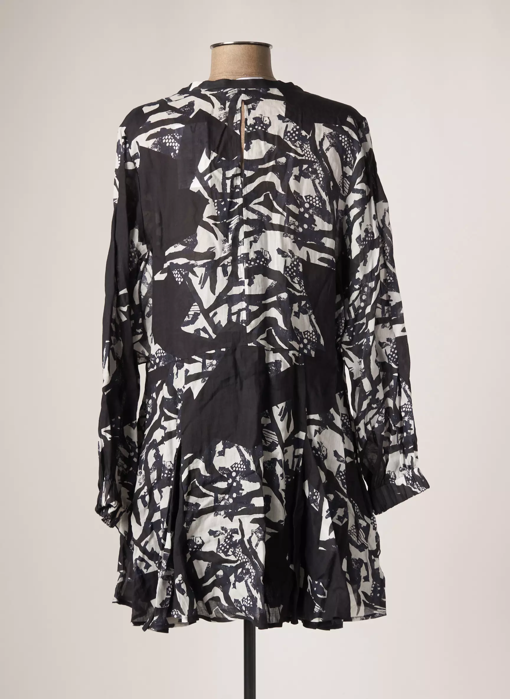 Iro Robes Courtes Femme couleur noir