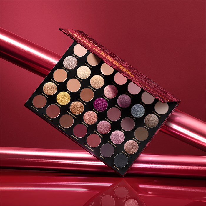 35TE Tease the Season Artistry Palette