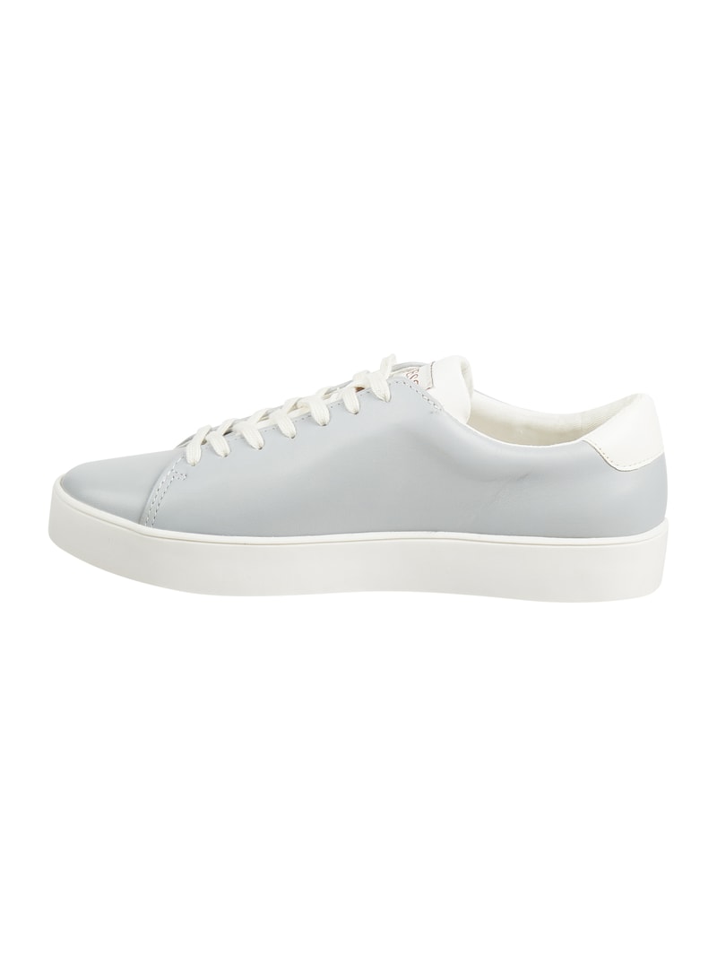Sneaker aus Leder in hellblau