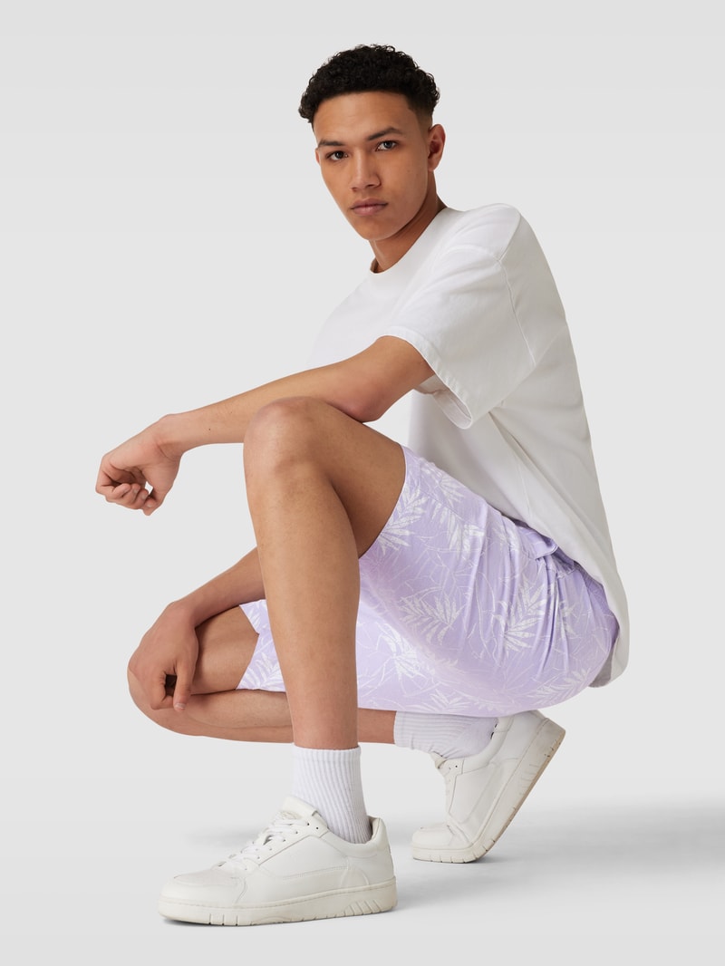 Regular Fit Bermudas mit Streifenmuster in flieder