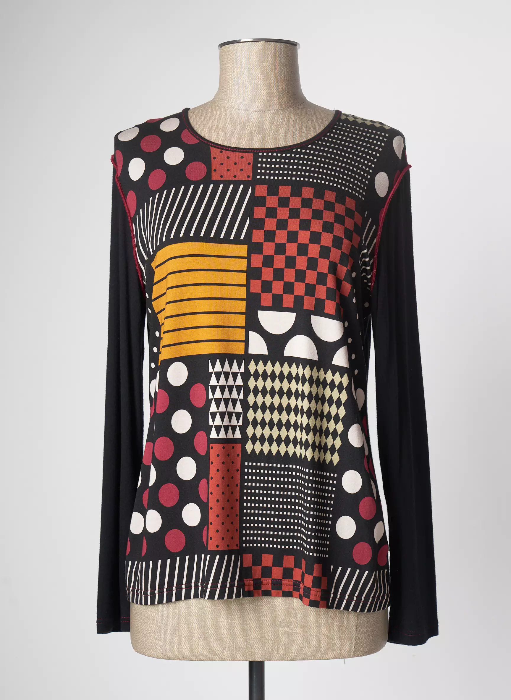 Saint Charles Tshirts Femme couleur noir