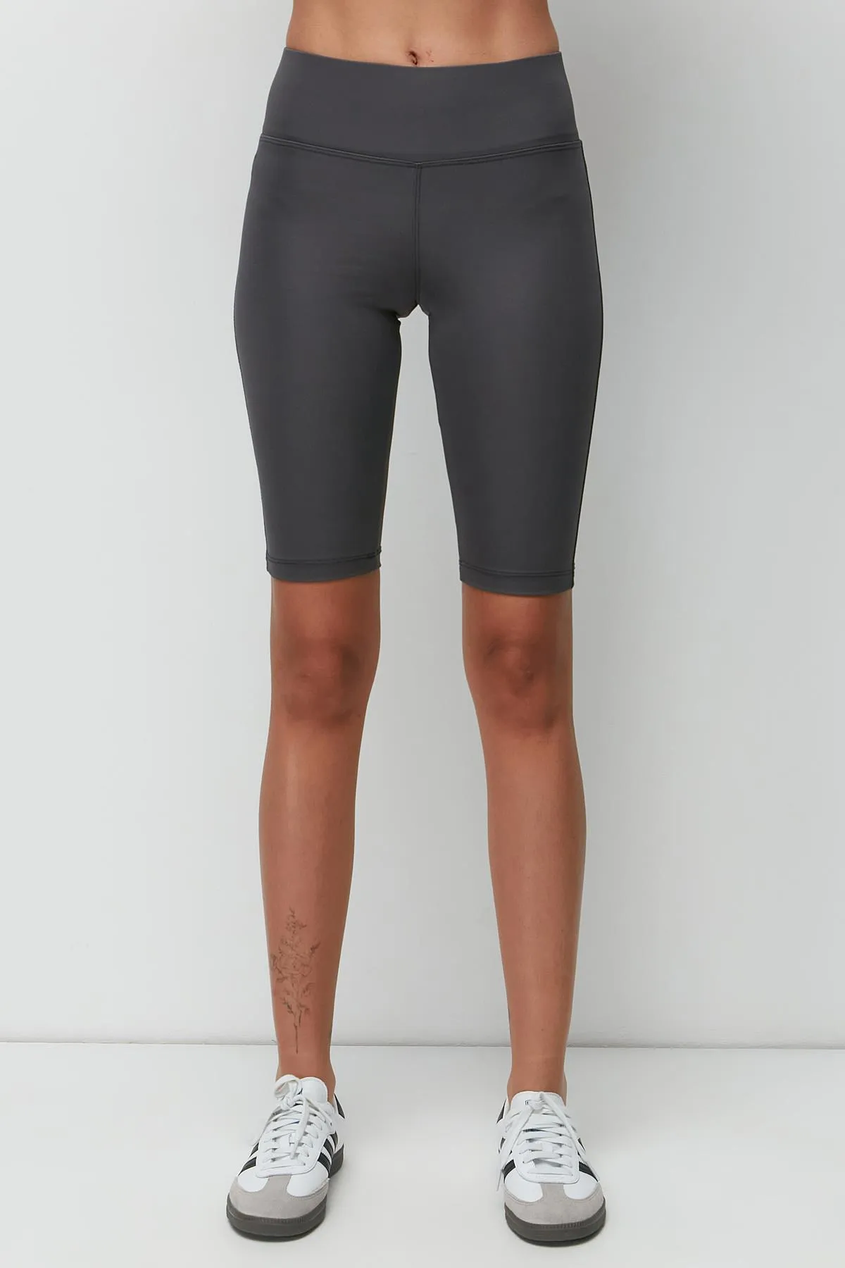C&City  Hohe elastische Taille über dem Knie, Sport-Shorts, Strumpfhosen 9409, geräuchert