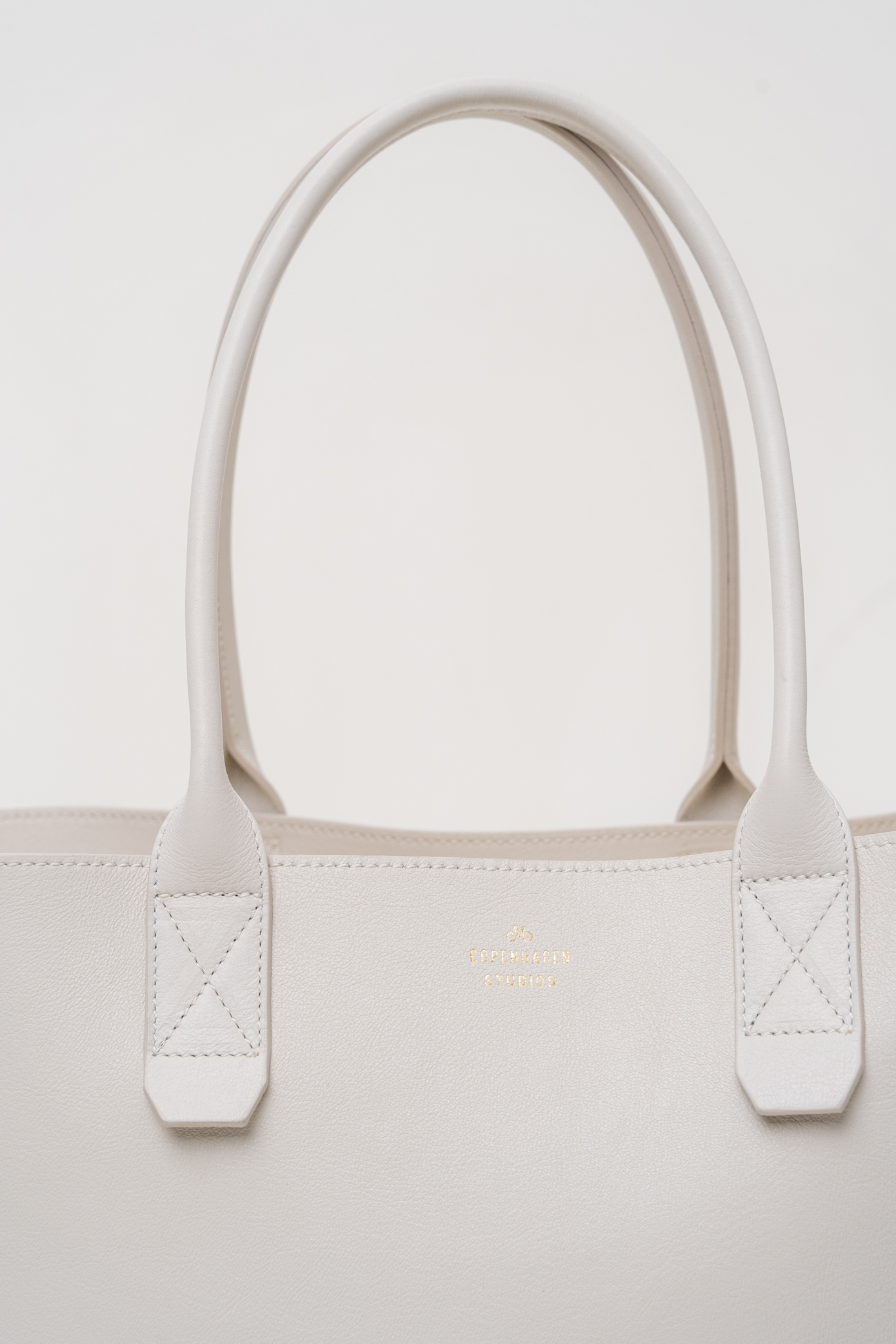CPH BAG 6 vitello eggshell