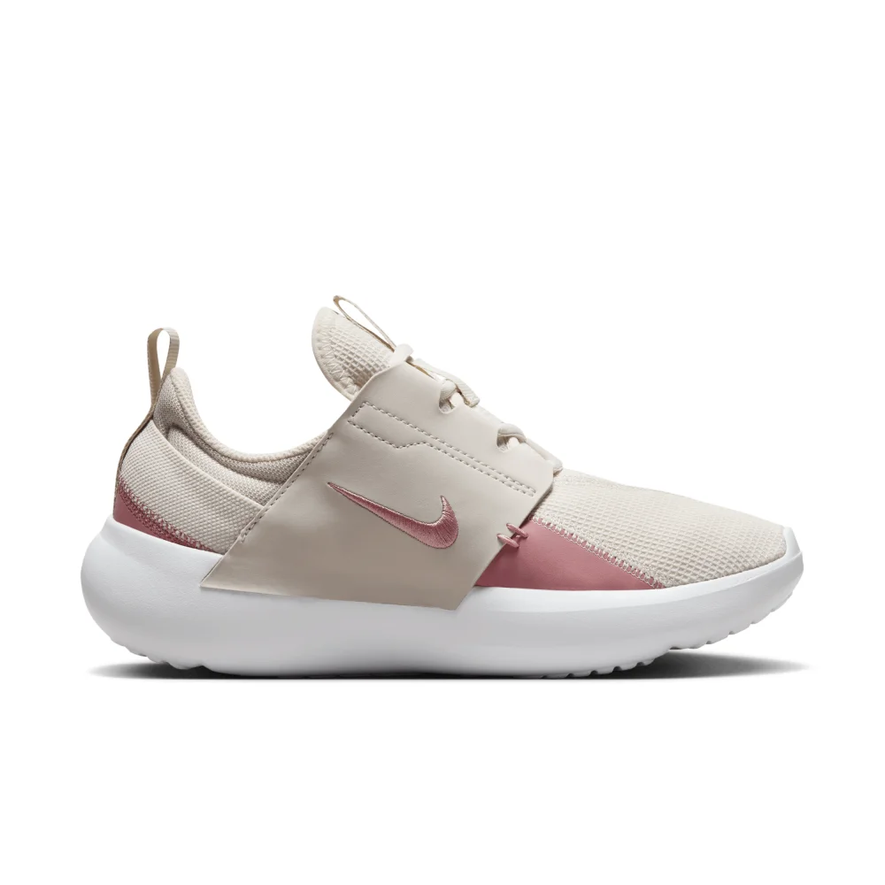 Nike E Series AD DV8405-110 / braun