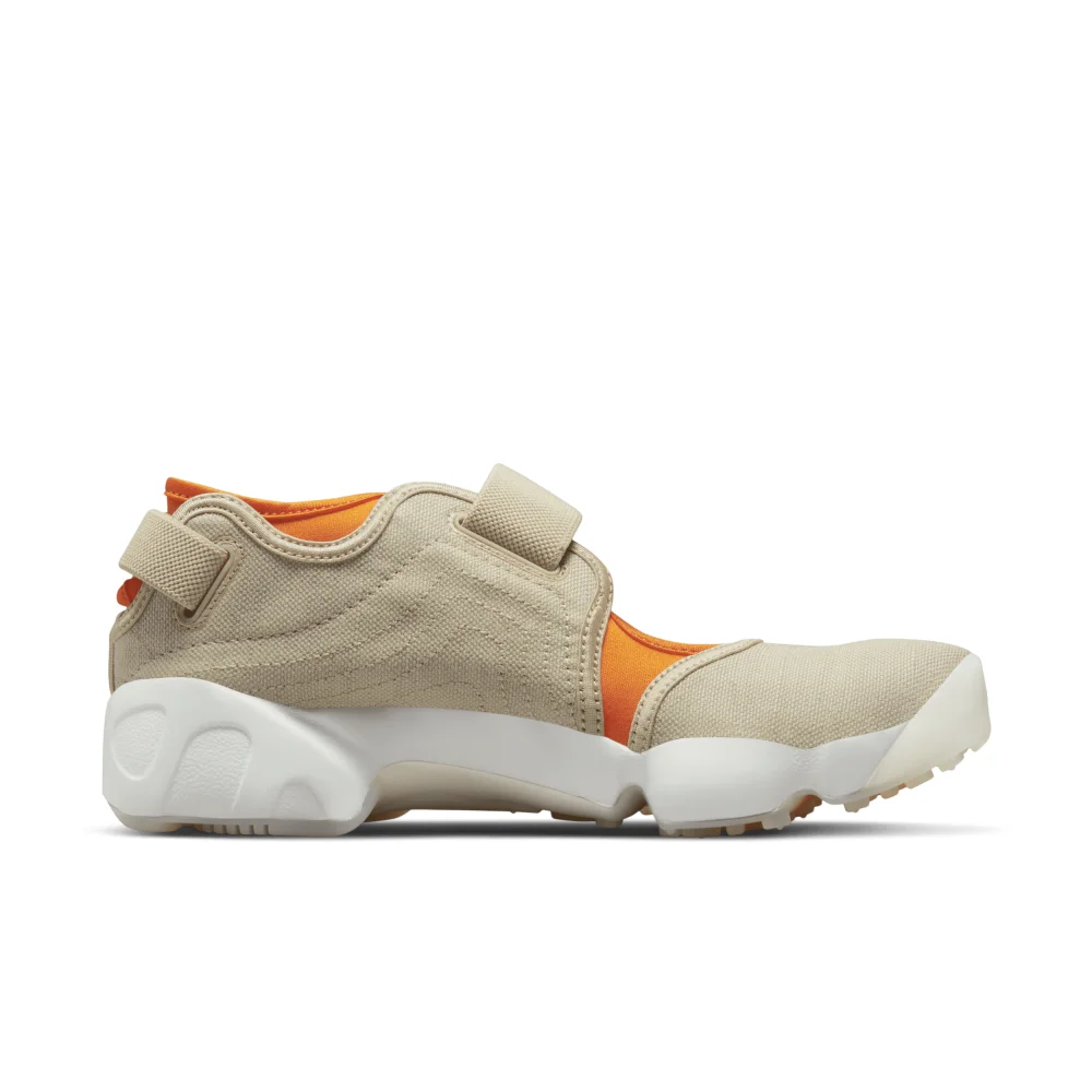 Nike Wmns Air Rift DV3452-200 / braun