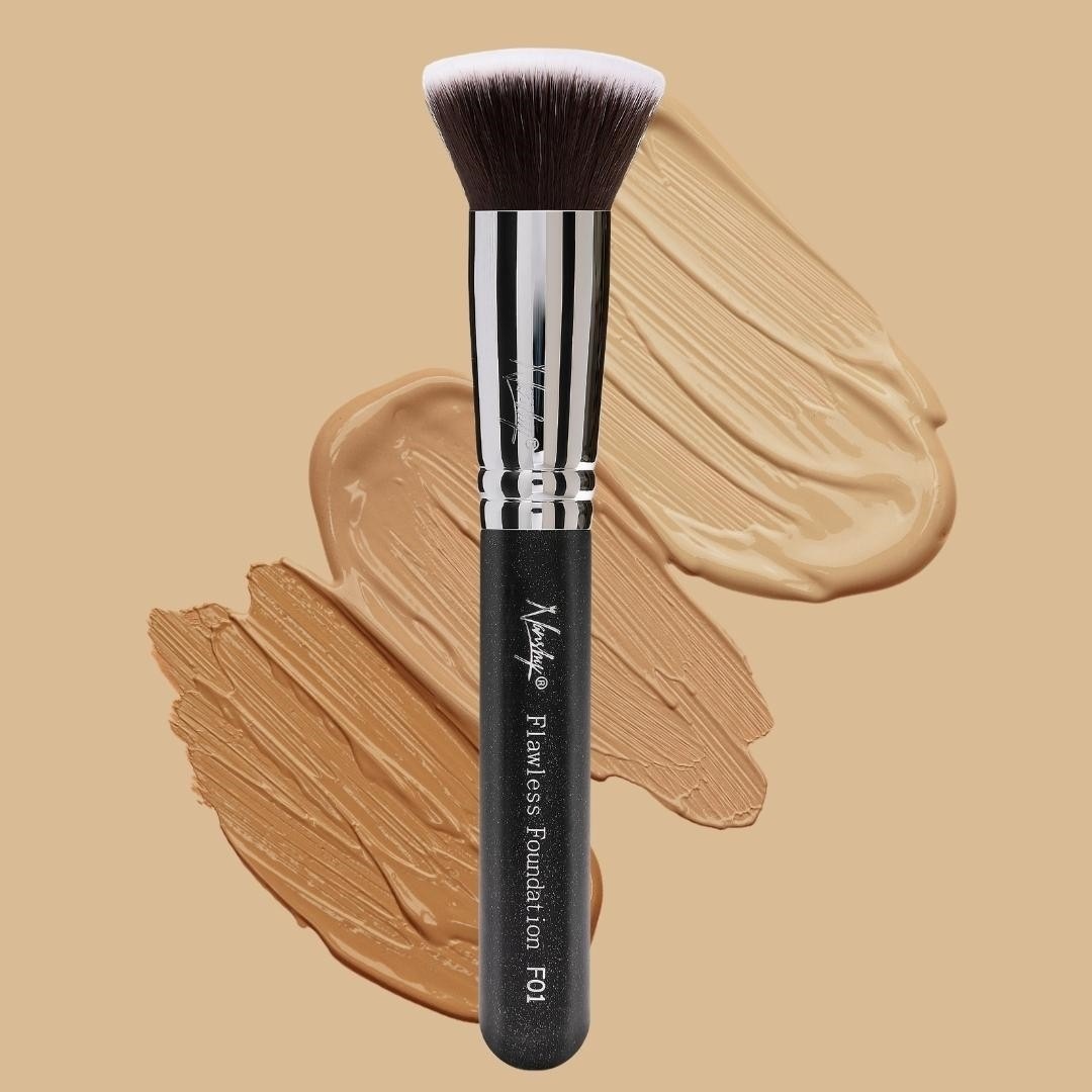 Flawless Foundation Flat Top Brush