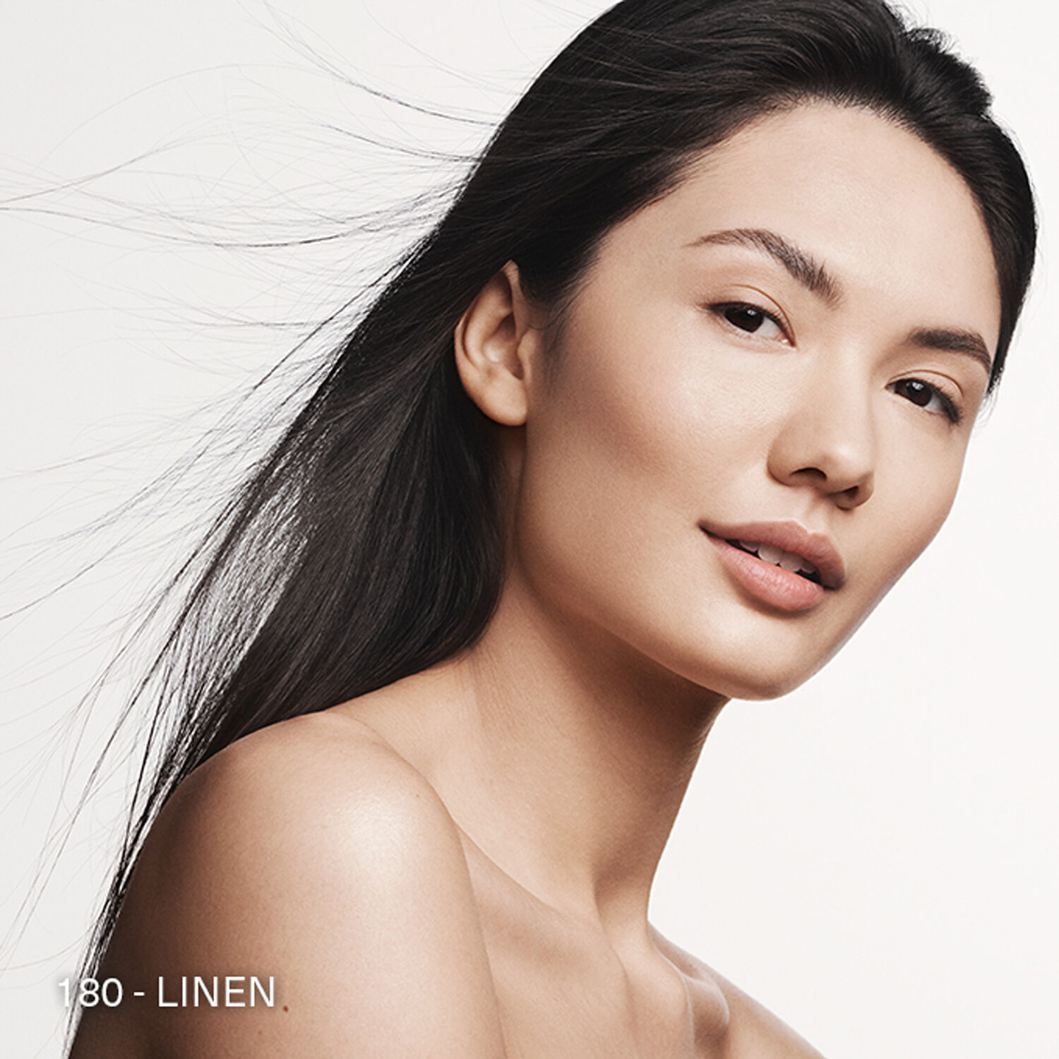 La Mer Le Fond de Teint Soyeux Régénérant Longue Tenue SPF20 Fond de Teint Hydratant Longue Tenue