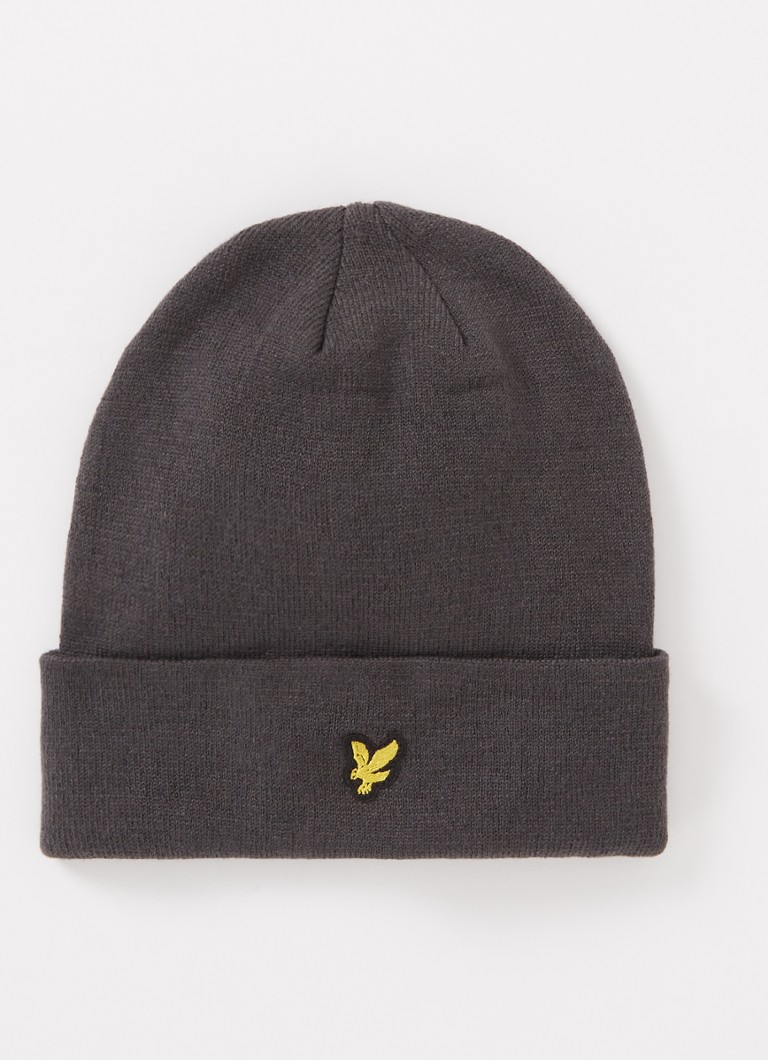 Lyle & Scott Fine knit beanie with logo embroidery