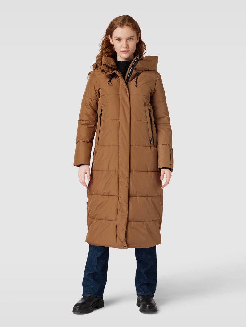 Steppmantel mit Label-Details Modell 'SOULANI' in camel