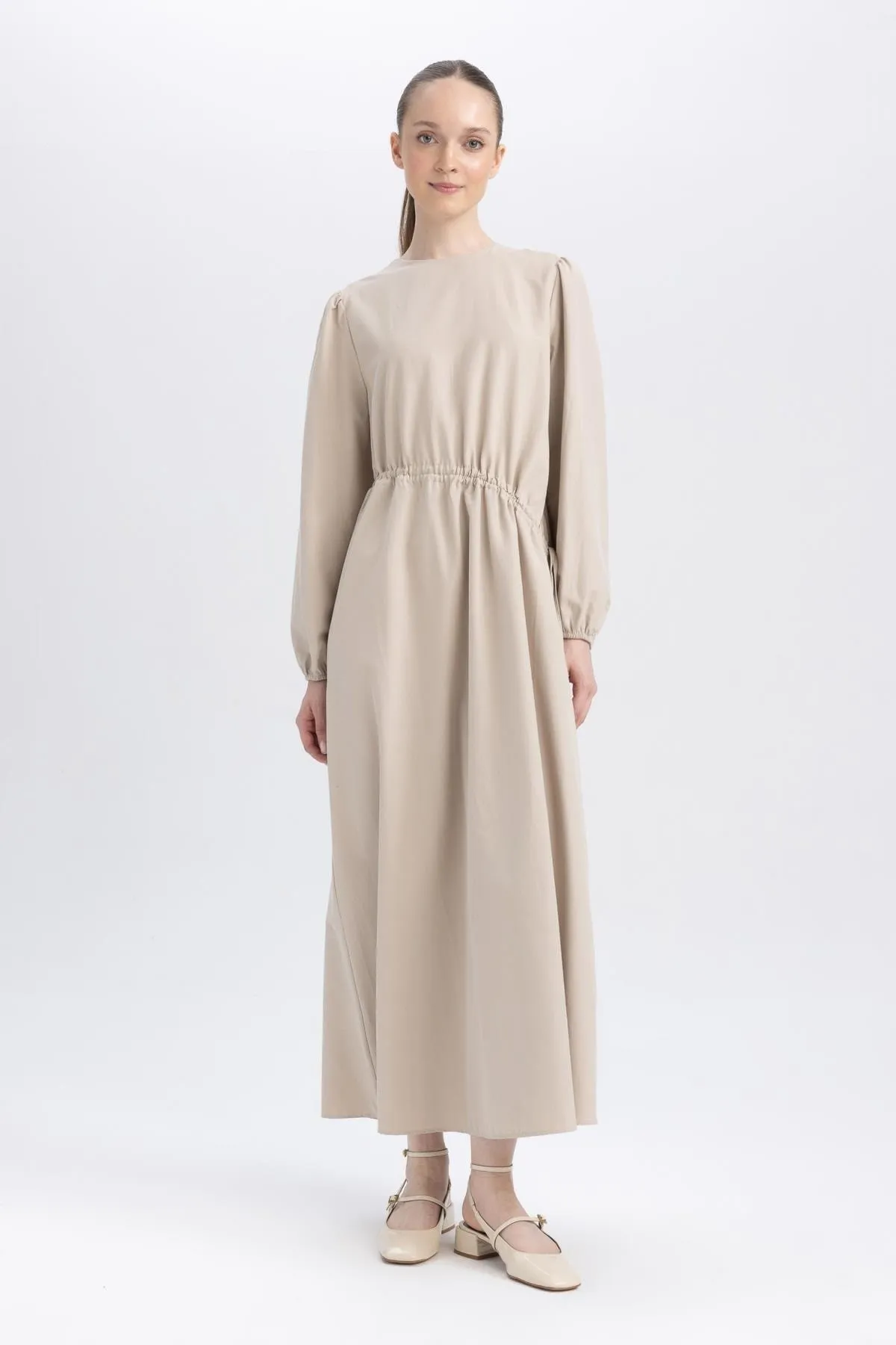 DeFacto  Popeline-Langarmkleid mit normaler Passform und Rundhalsausschnitt