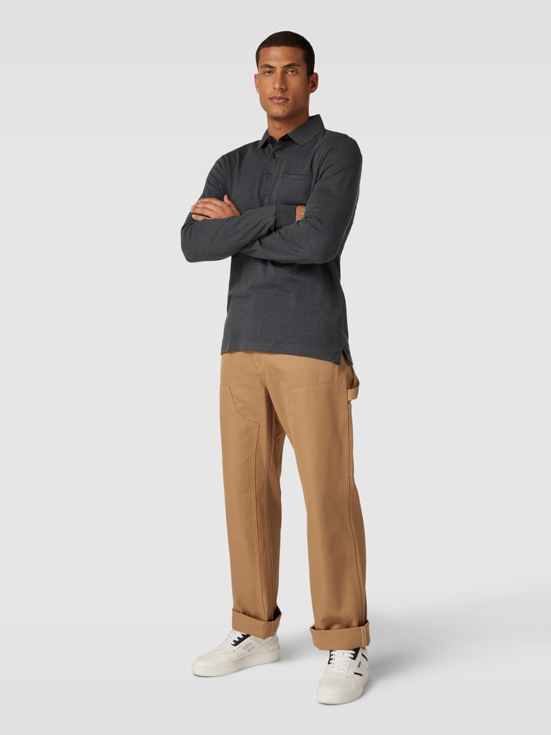 Longsleeve mit Polokragen und Brusttasche in anthrazit