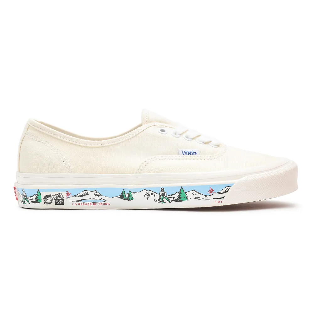 Vans Authentic 44 DX Anaheim Factory VN0A54F241N1 / weiss