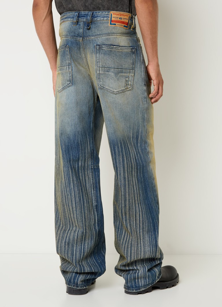 Diesel 2001 D-Macro løs passform jeans med vasket overflate