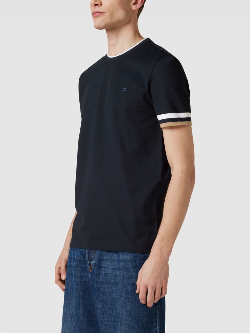 T-Shirt mit Kontraststreifen in marineblau