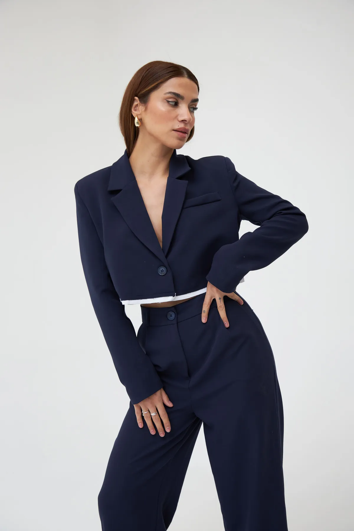 Laluvia  Marineblaues Palazzo-Set mit kurzem Jackett