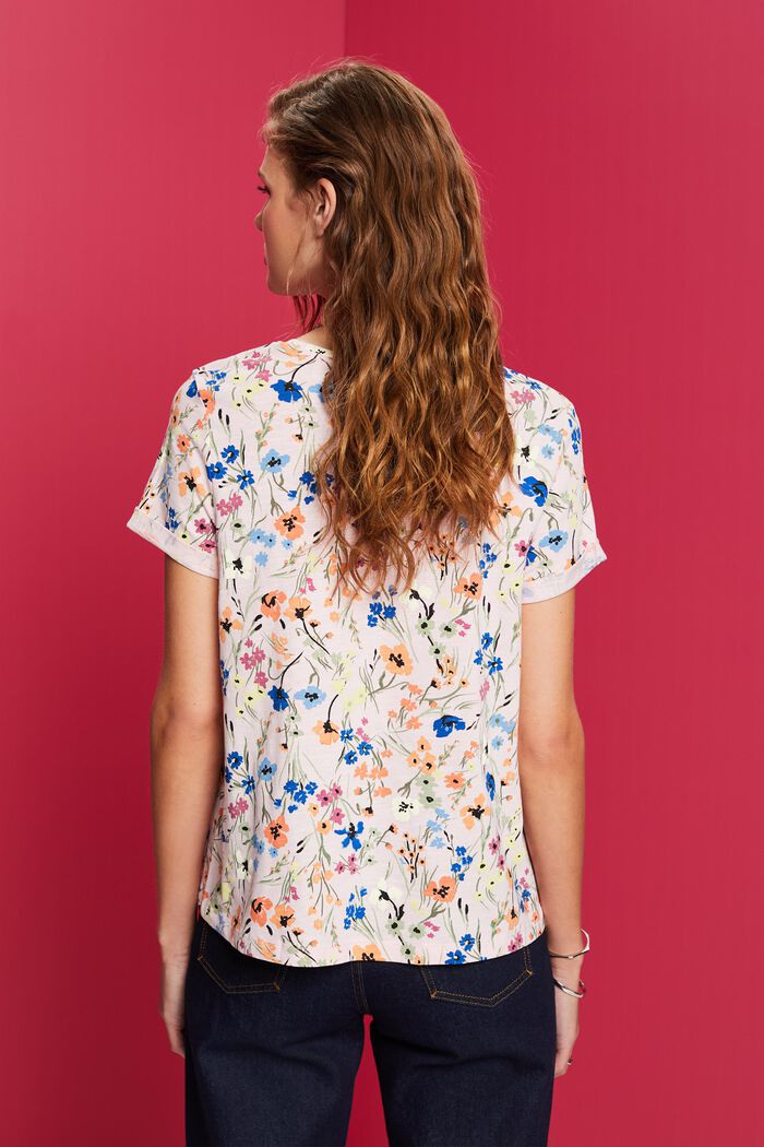 T-Shirt mit Allover-Print, 100% Baumwolle