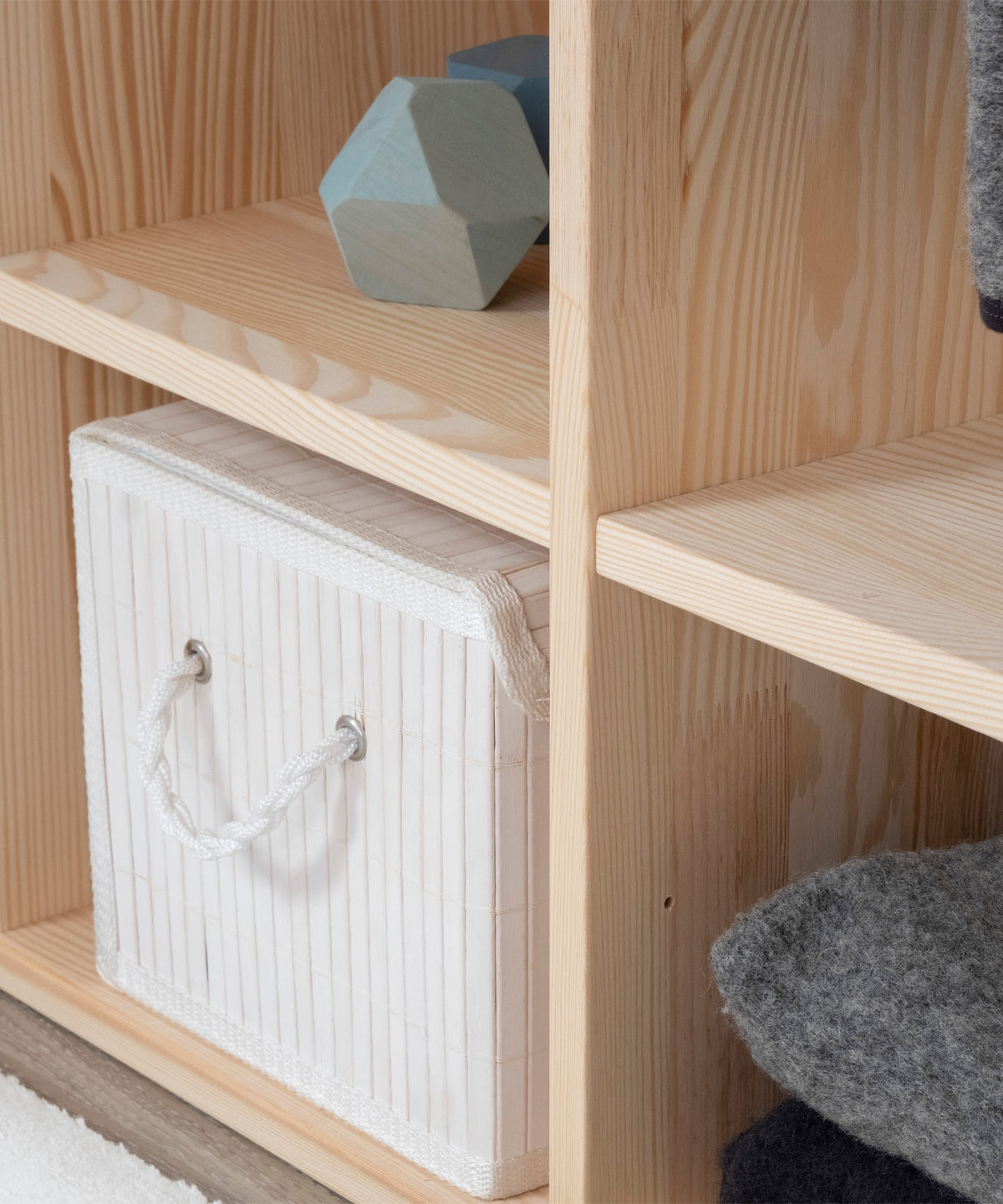 Montessori Kleiderschrank Kiefer