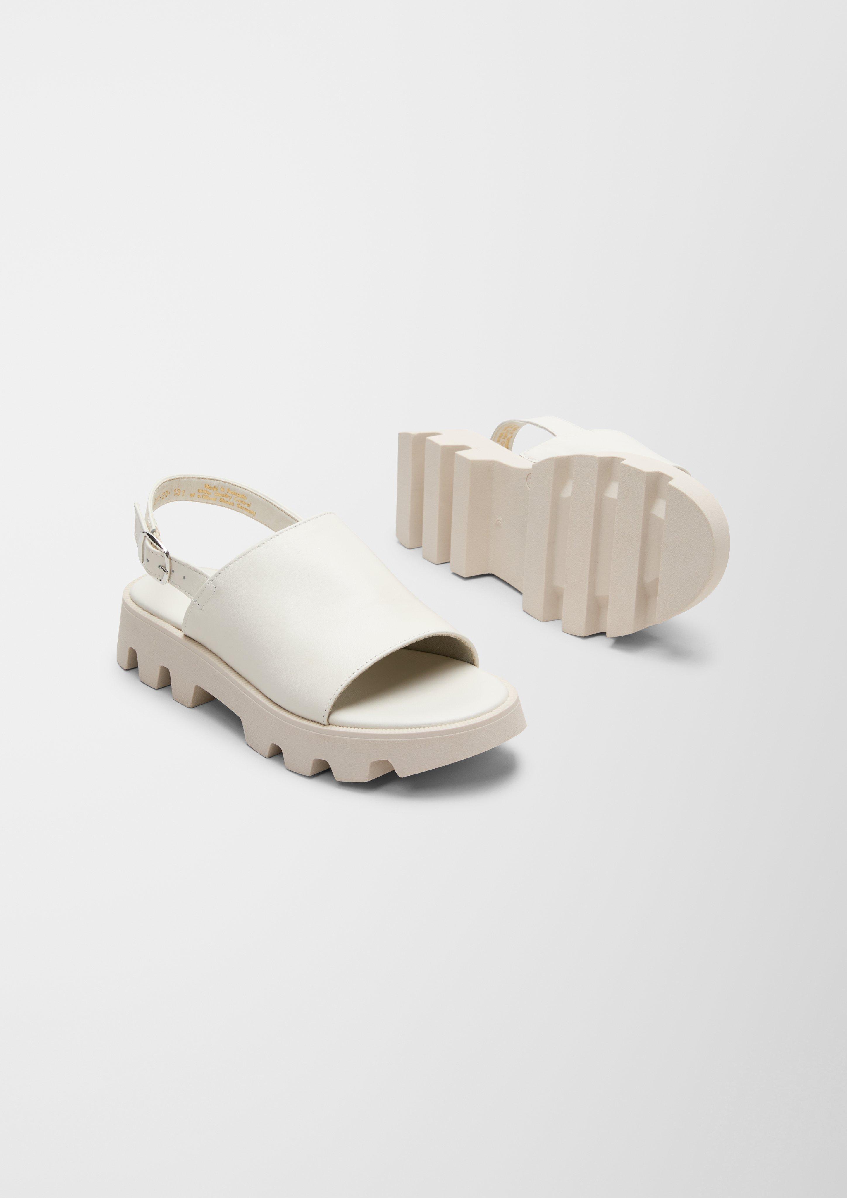 Sandalen aus Schafsleder  6007698-131