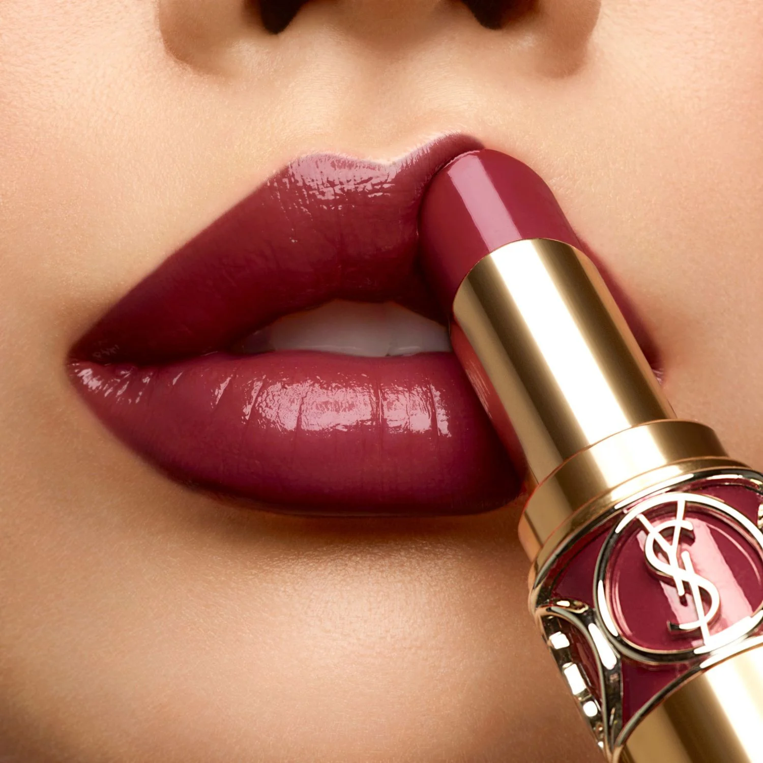 Lips Rouge Volupté Shine - Ruj strălucitor