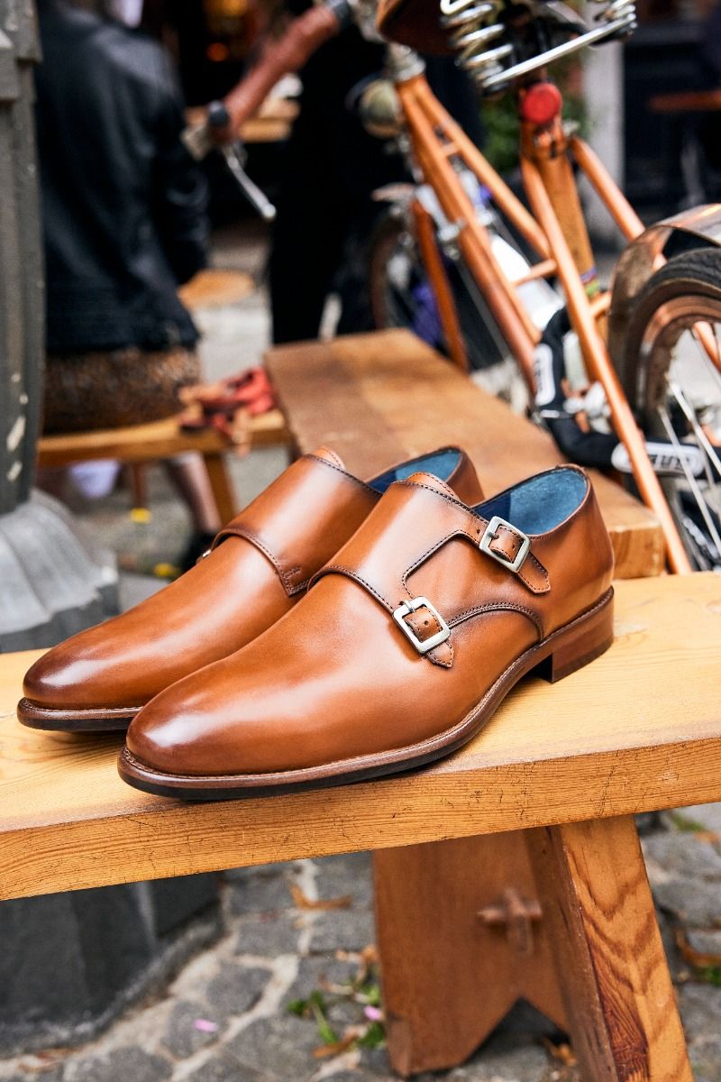 Brett and Sons  4339 - cognac