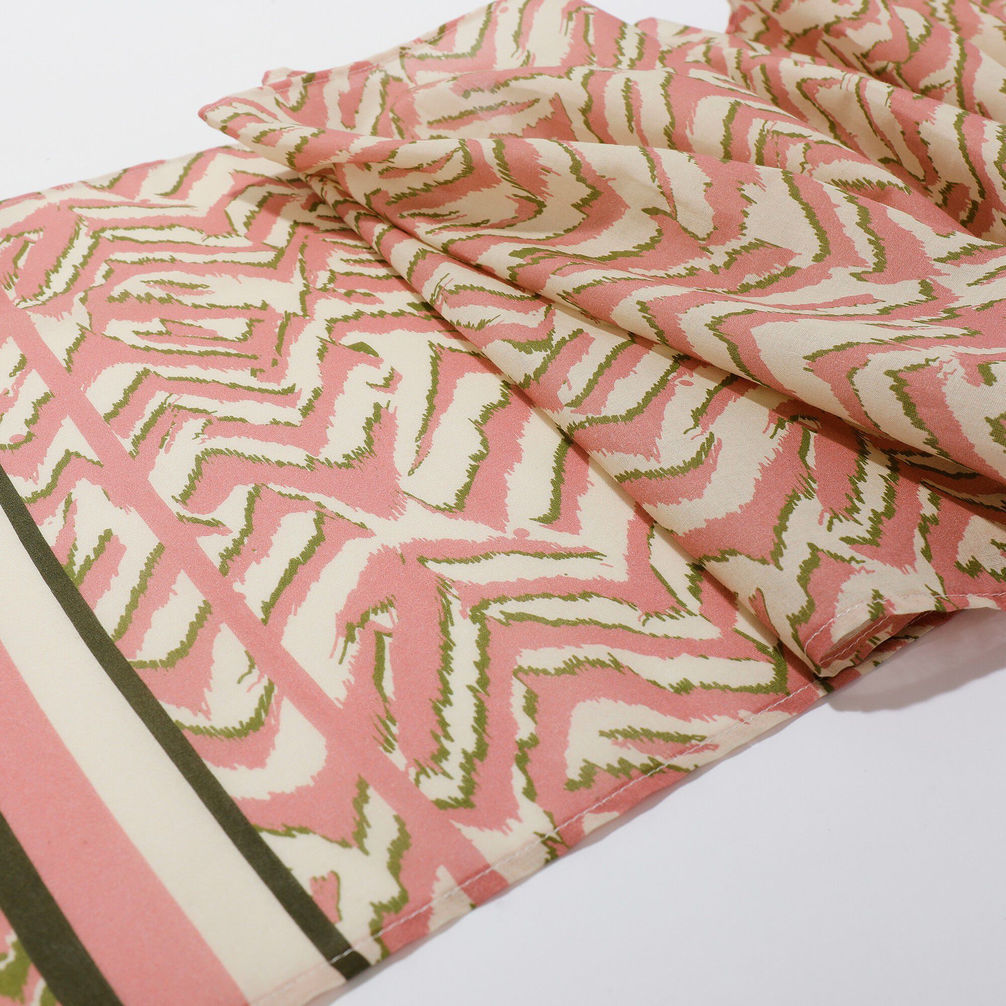 Foulard fabriqué en France imprimé cachemire, 198 x 38 cm