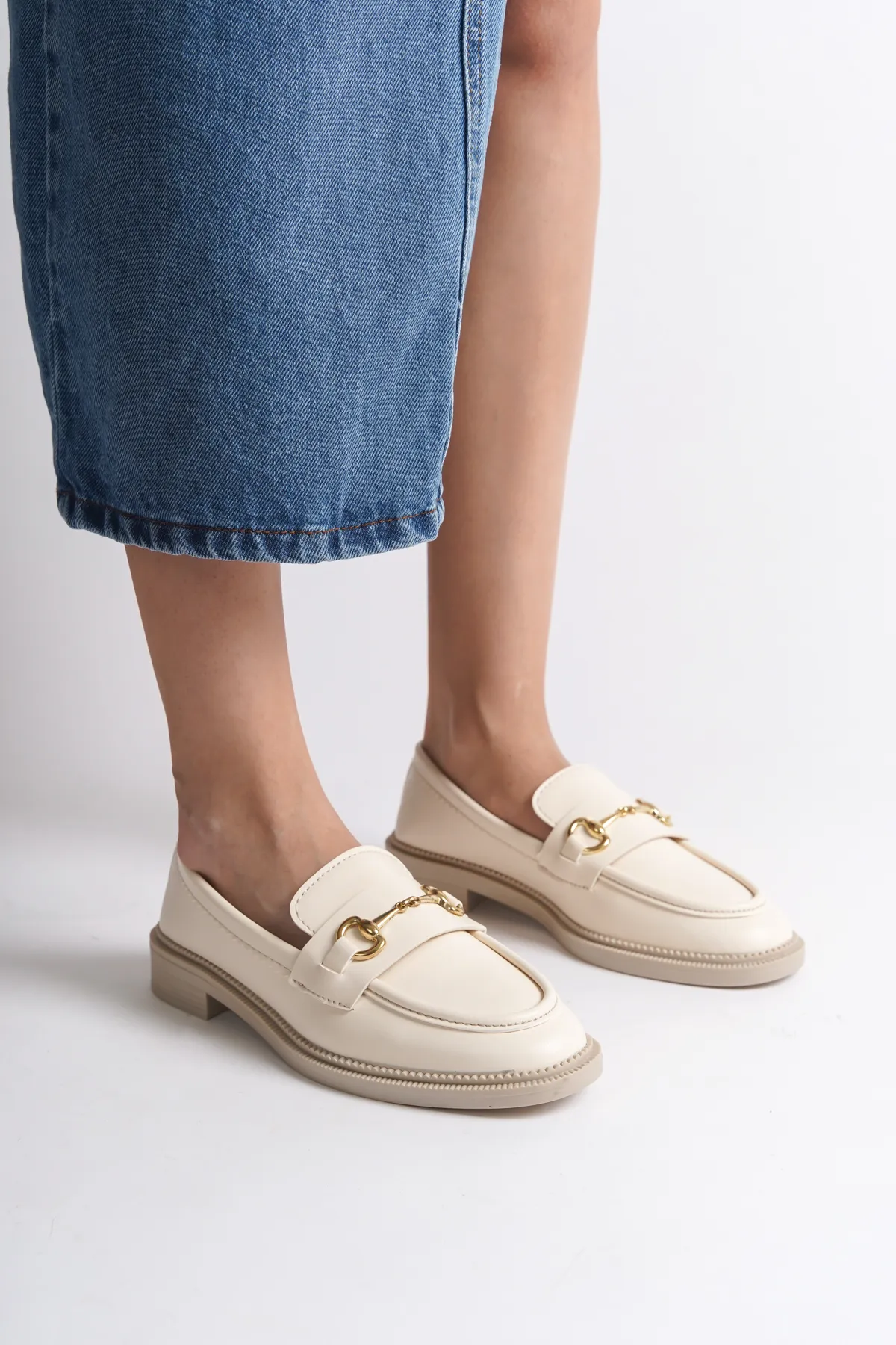 Capone Outfitters  Loafer