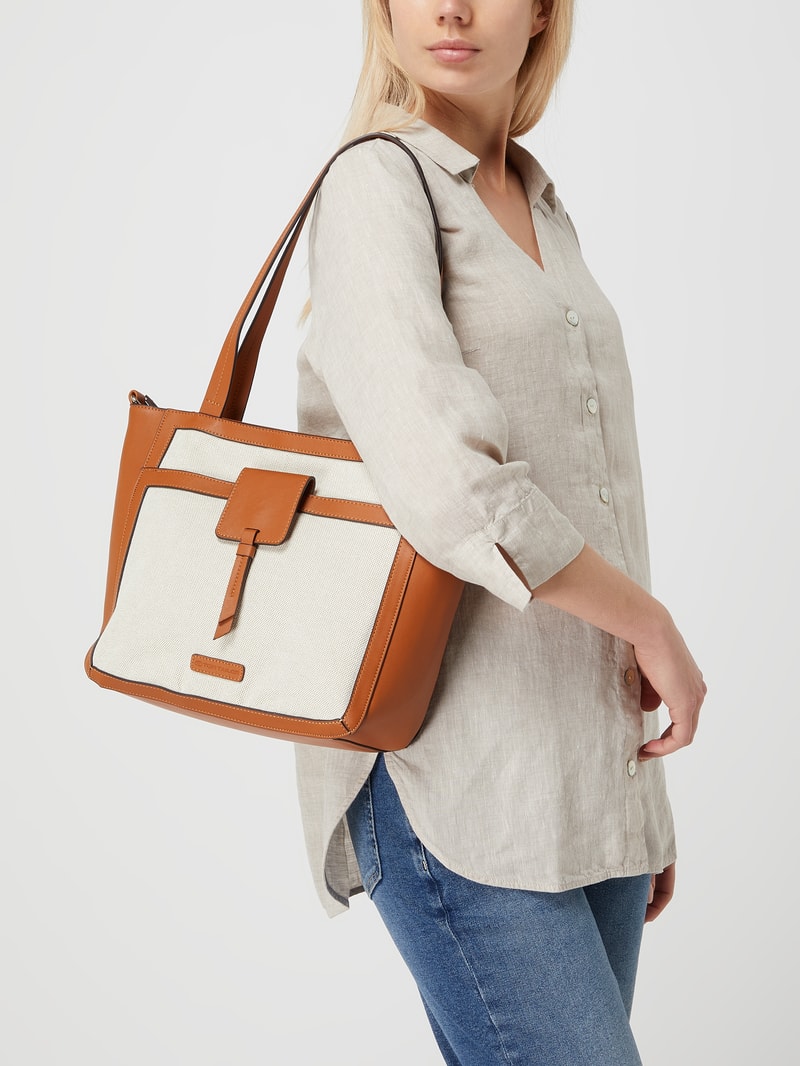 Shopper in Leder-Optik in sand