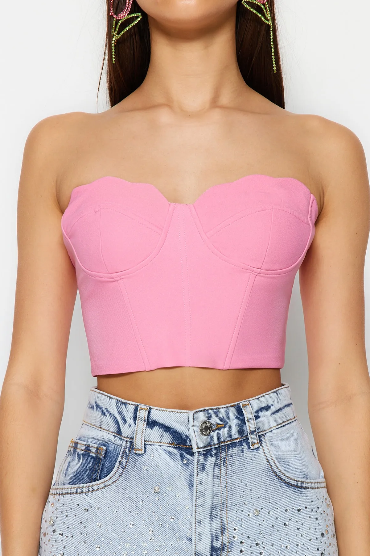 Trendyol Collection  Rosafarbenes Bustier mit Herzausschnitt TPRSS23BS00125