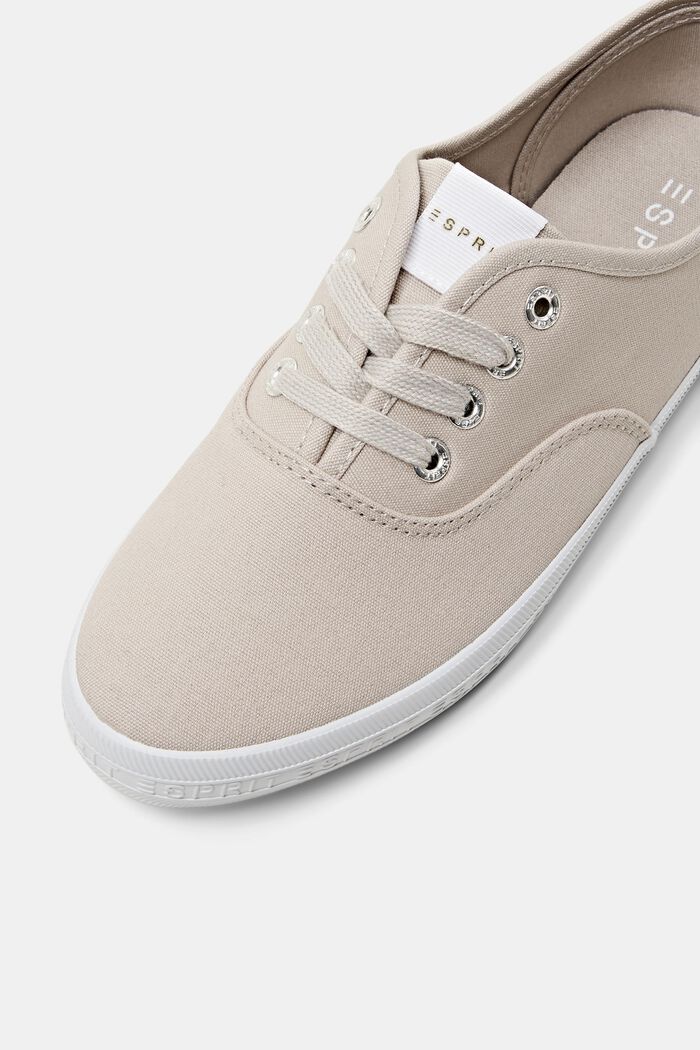 Sneaker aus Canvas