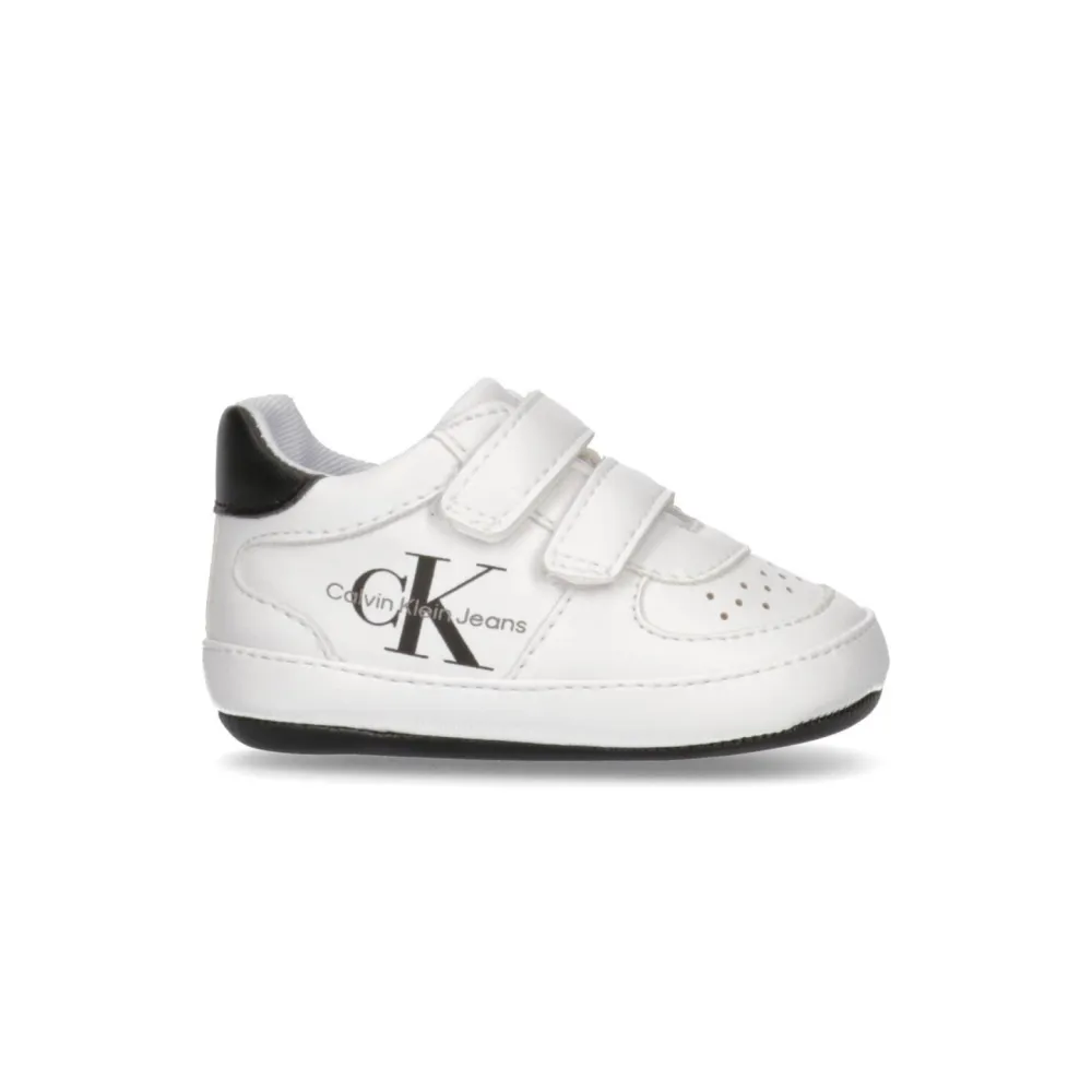 Calvin Klein Krabbelschuh V0B4-80715-1433X002 / weiss