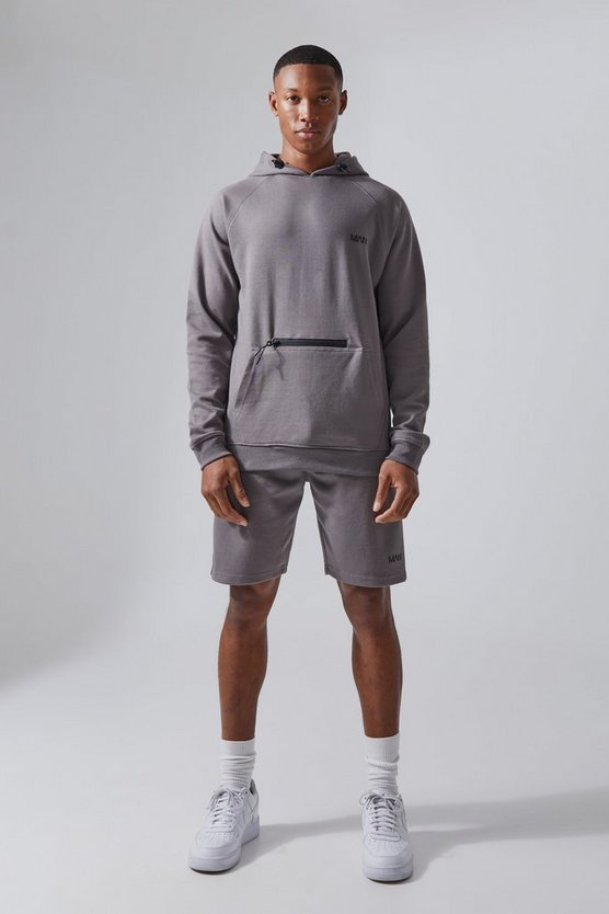 Man Active Hoodie und Shorts