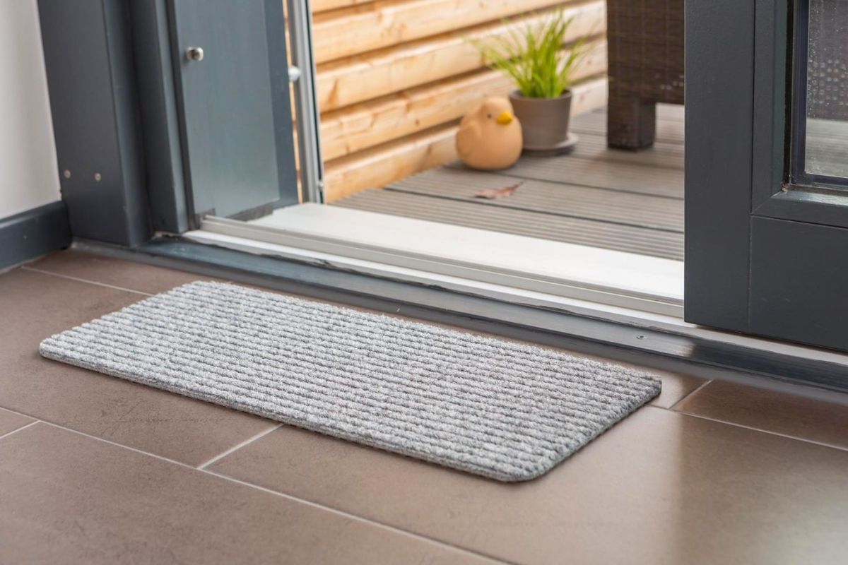 Türmatte Rip Line M silber 25x60