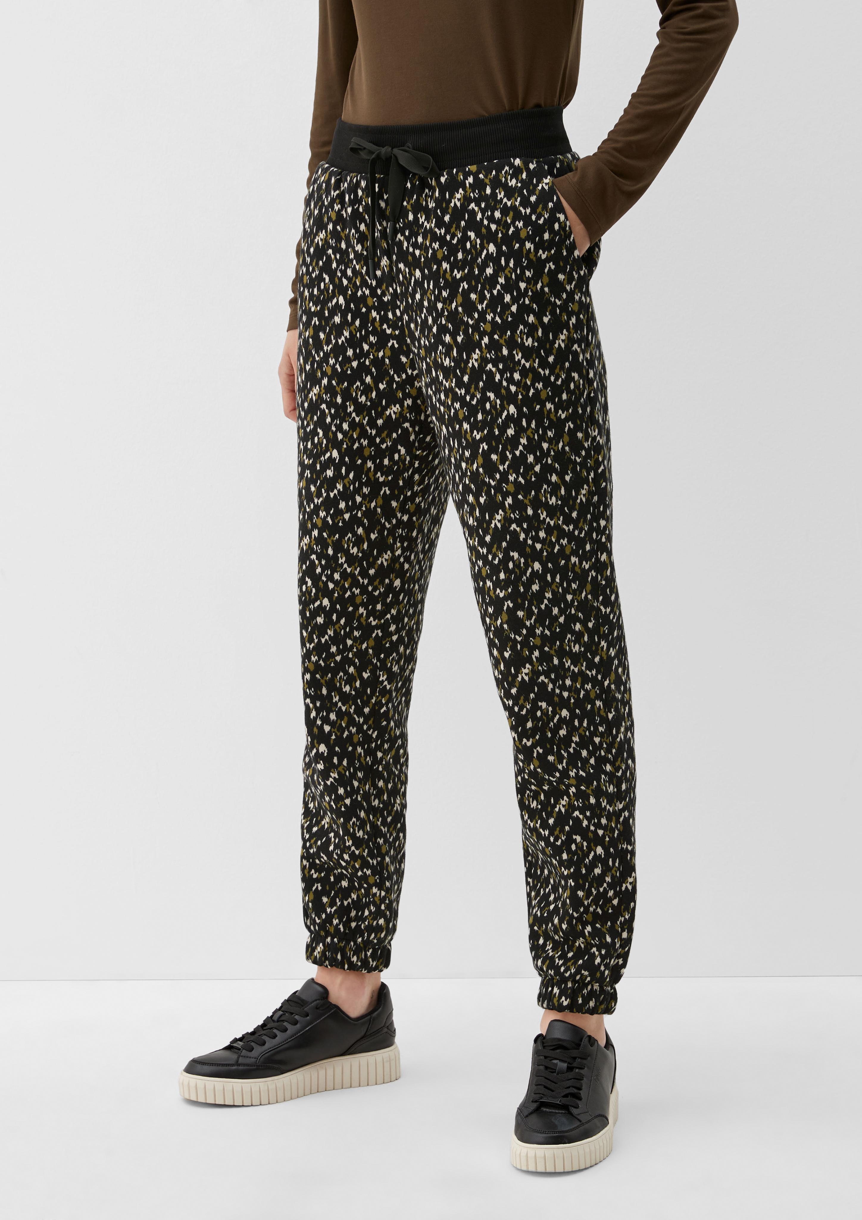 Sweatpants mit Allovermuster  2122568-99A2