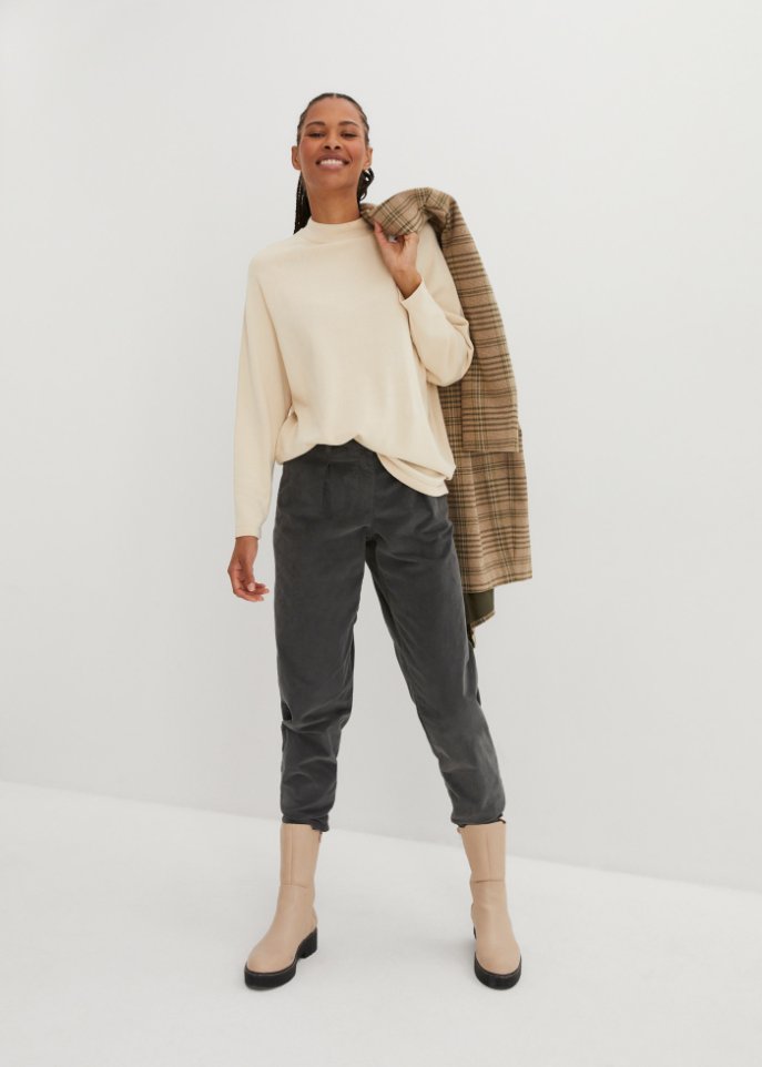 Pullover mit Stehkragen