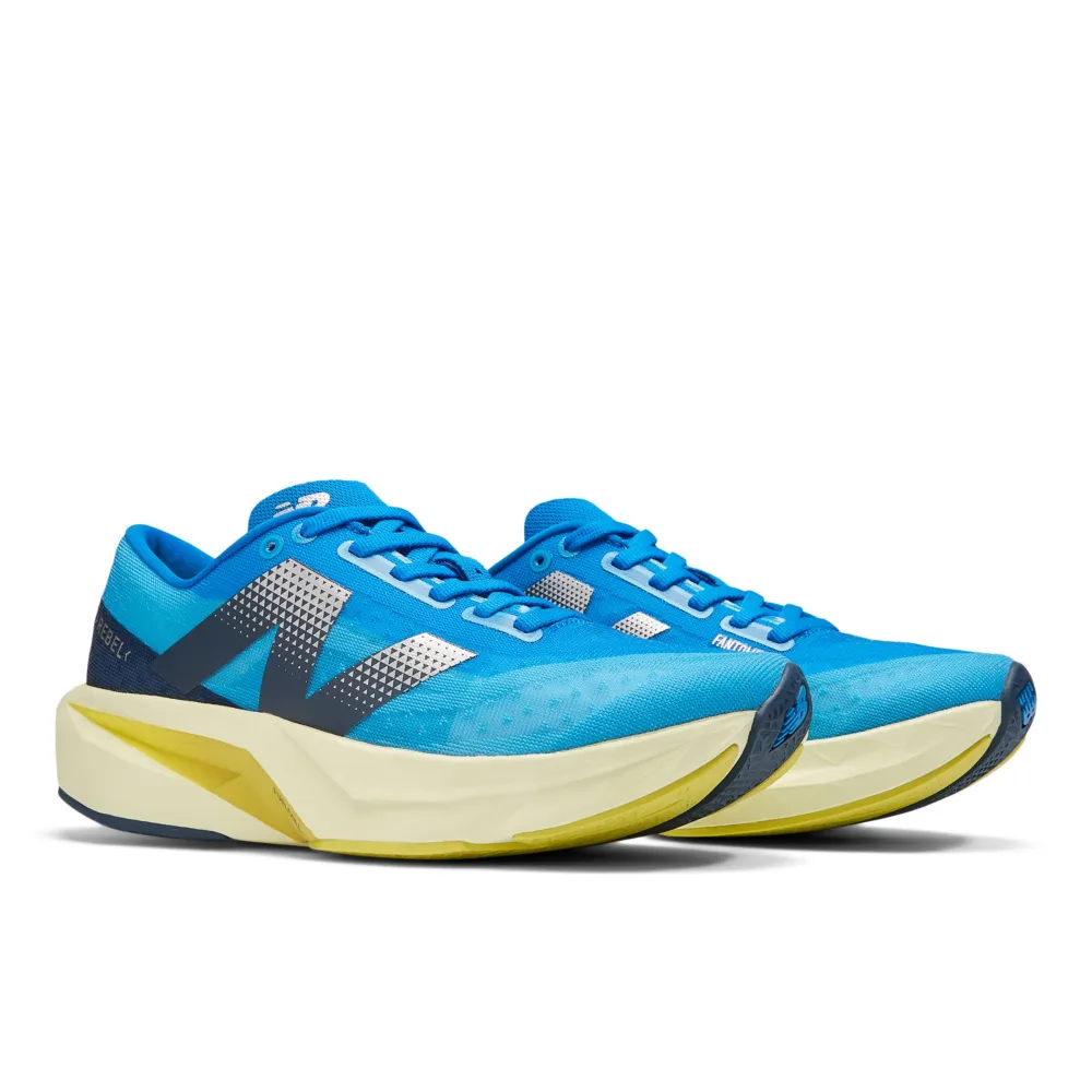 New Balance FuelCell Rebel v4 WFCXLB4 / blau