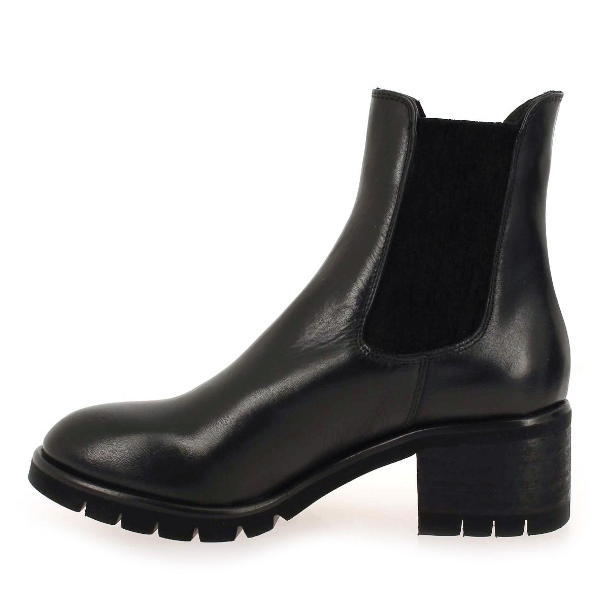 Julie Dee  IV046 - Noir