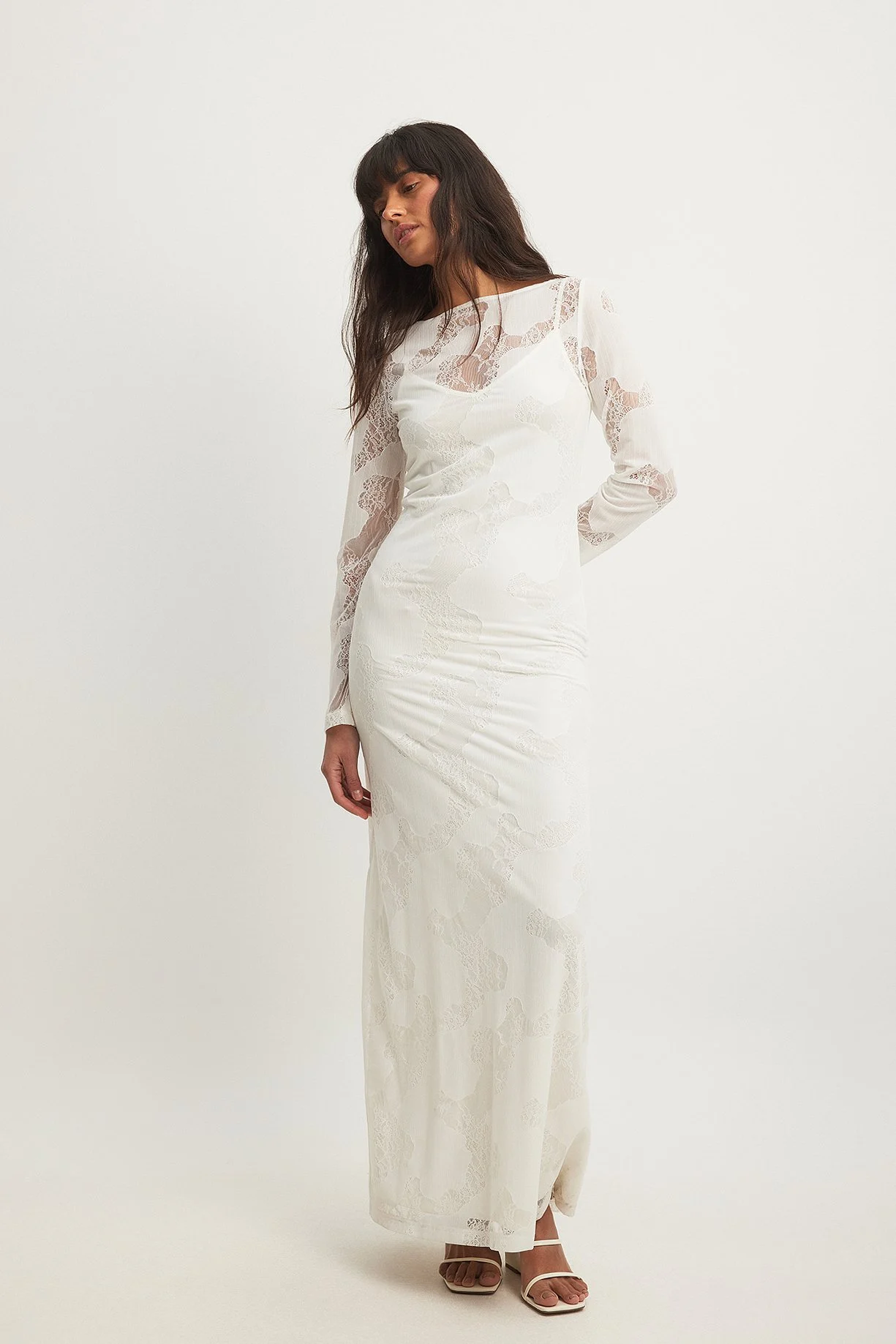 Durchscheinendes Maxikleid