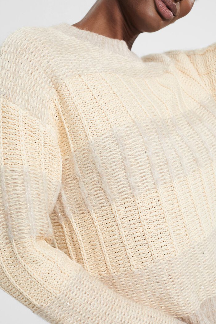 Strukturierter Pullover mit Pailletten