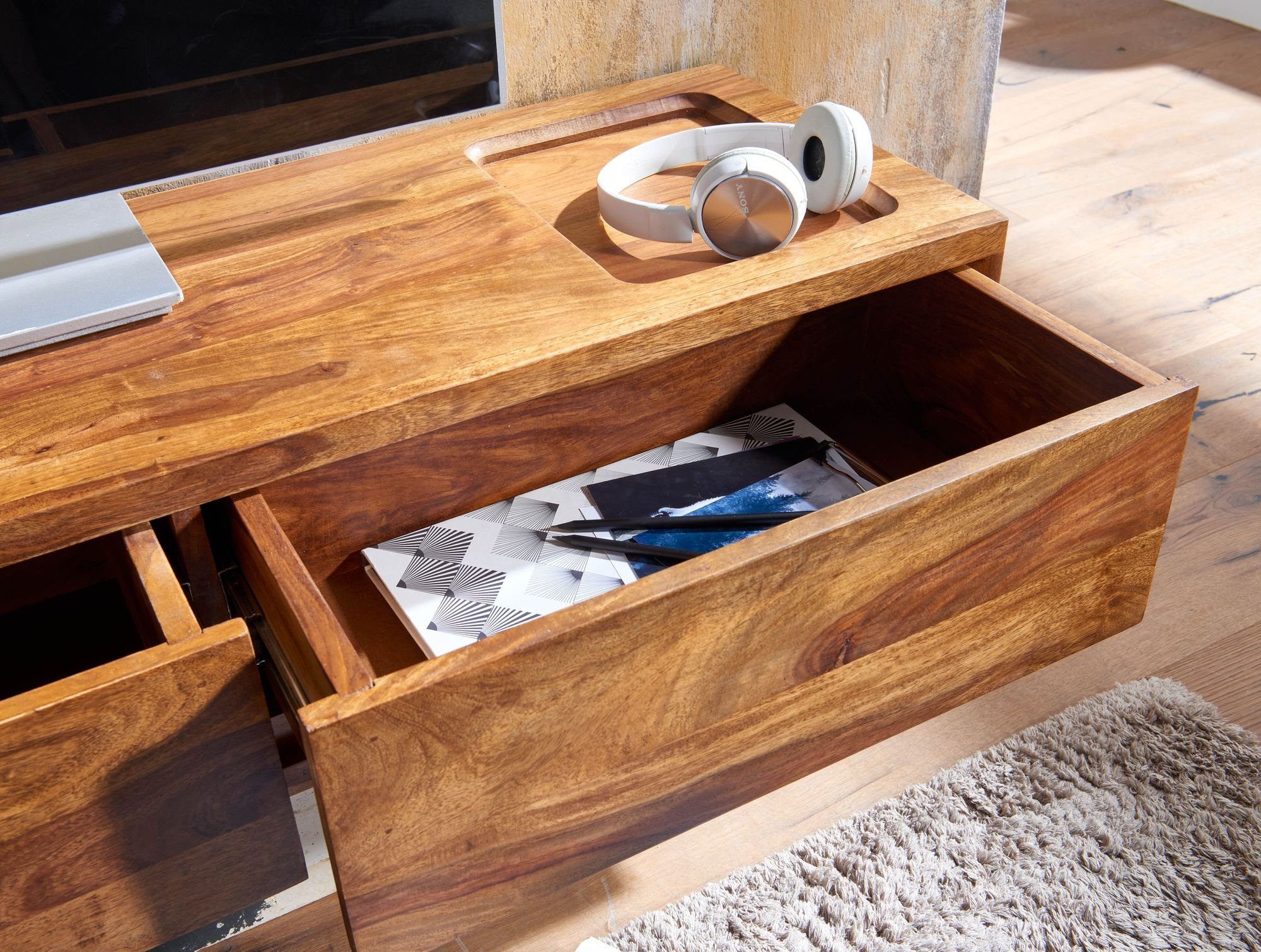 FINEBUY Lowboard FB79721 (Lowboard Hängend Sheesham Massivholz 108x25x34 cm), TV-Schrank mit Stauraum, Fernsehkommode Modern
